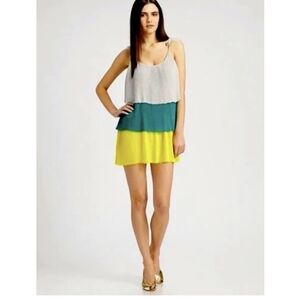 Patterson J. Kincaid Pleated Tiered Tunic Size Medium